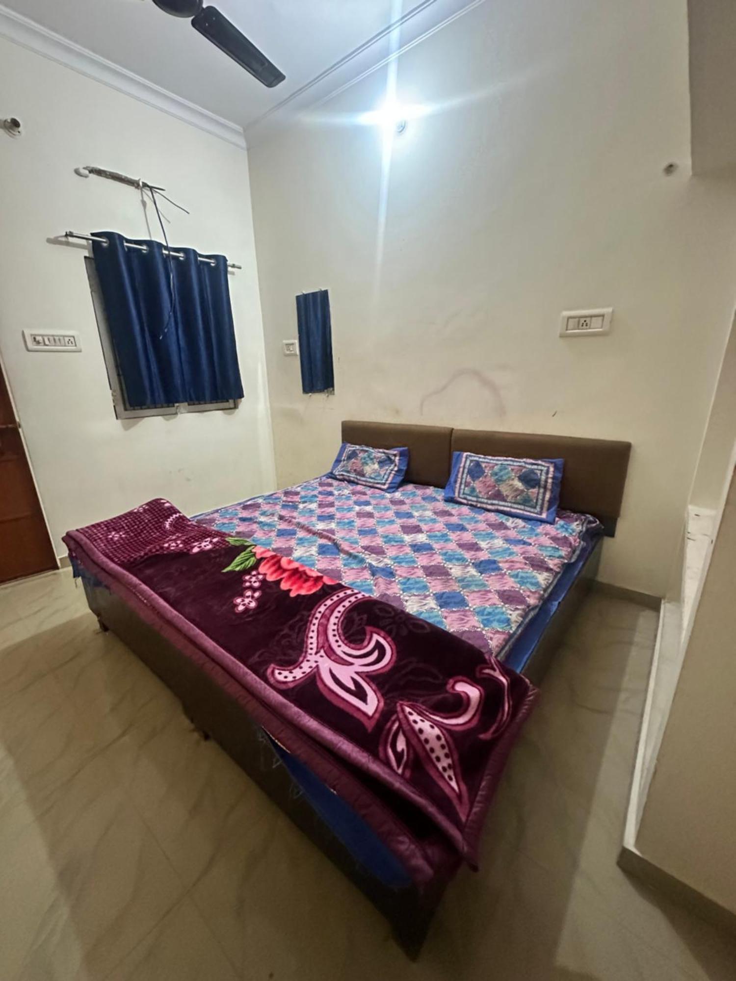 Khatu Shyam Guest House Ayodhya Esterno foto