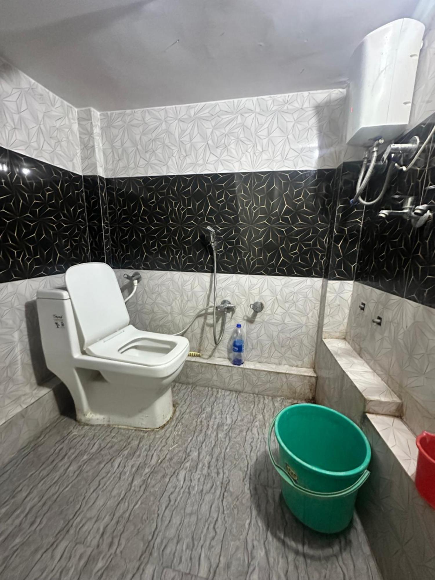 Khatu Shyam Guest House Ayodhya Esterno foto