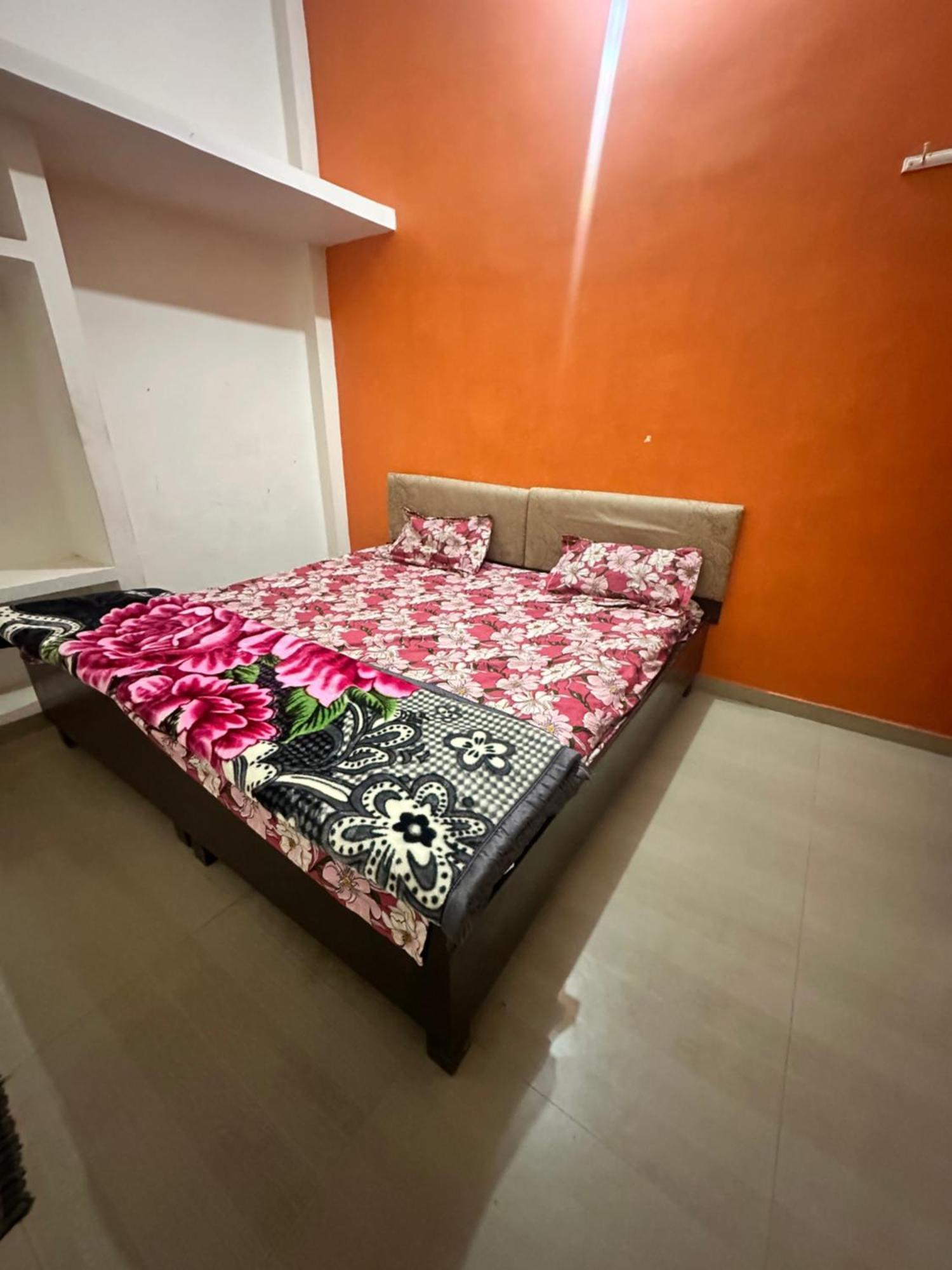 Khatu Shyam Guest House Ayodhya Esterno foto